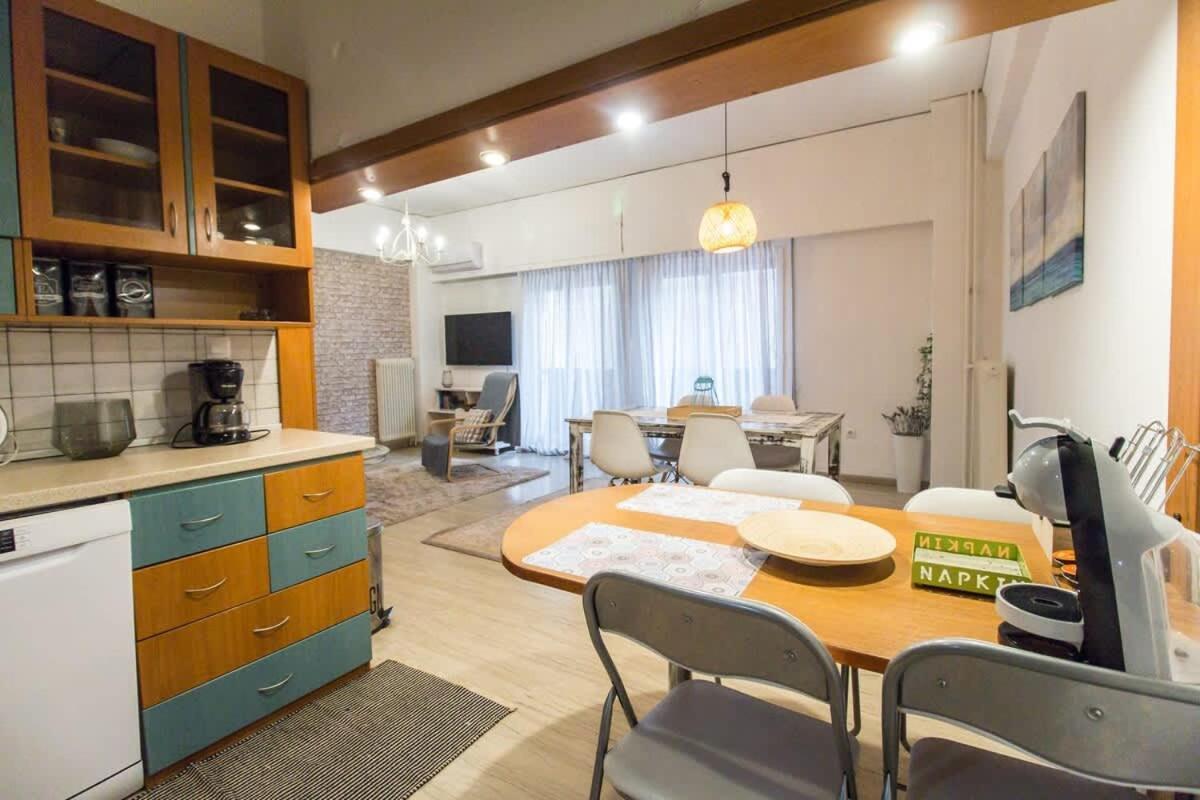 Stylish Apt In Athens Center Εξωτερικό φωτογραφία
